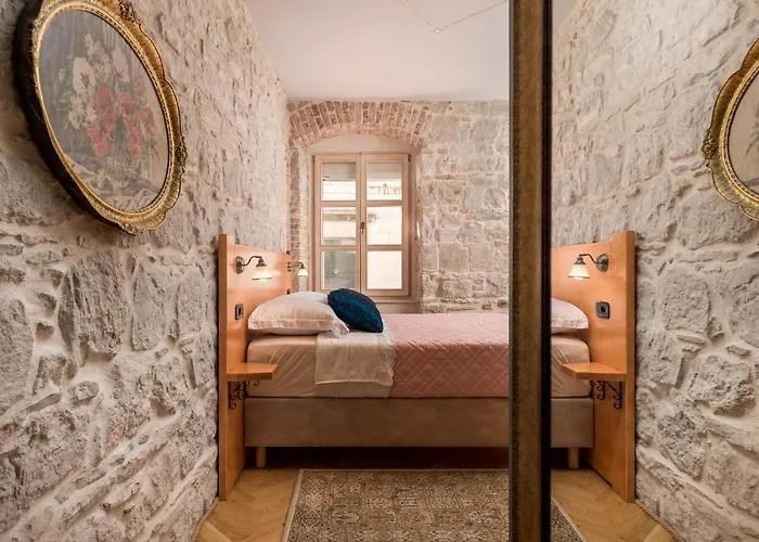 캡틴스 4* 스플리트