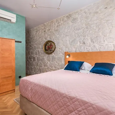 Гостьовий будинок Captain's 4*