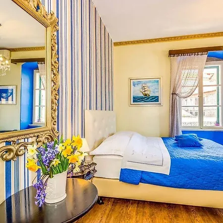 Captain's Vendégház 4*