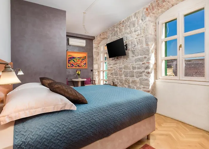 Captain's בית הארחה 4*