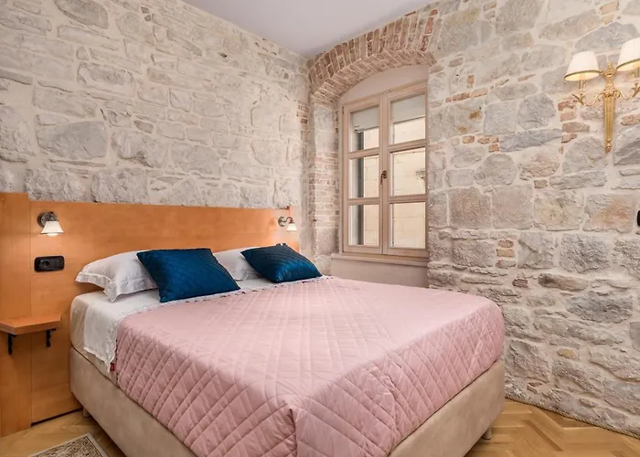 Captain's בית הארחה