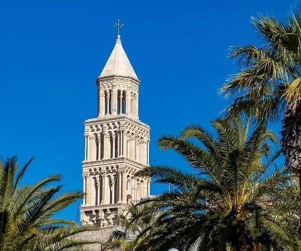 Captain's בית הארחה