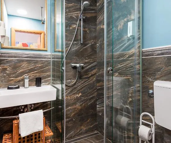 Captain's בית הארחה ספליט